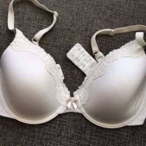 MaidenForm bra